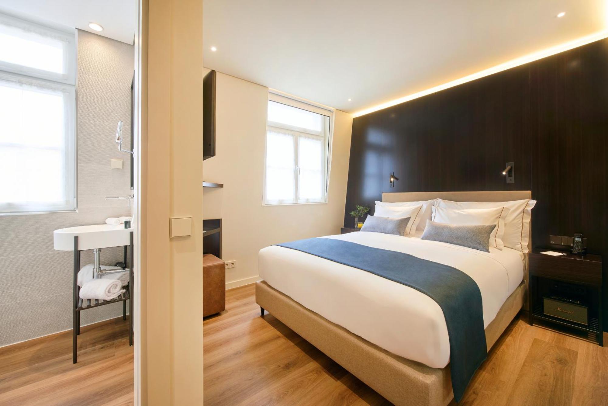 Double or Twin Room City View,1635929392:JPEG