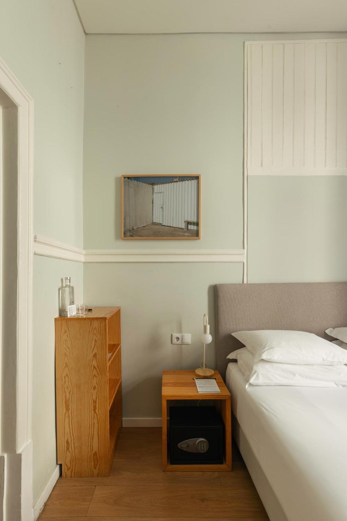 Double Room City View,1758444234:JPEG