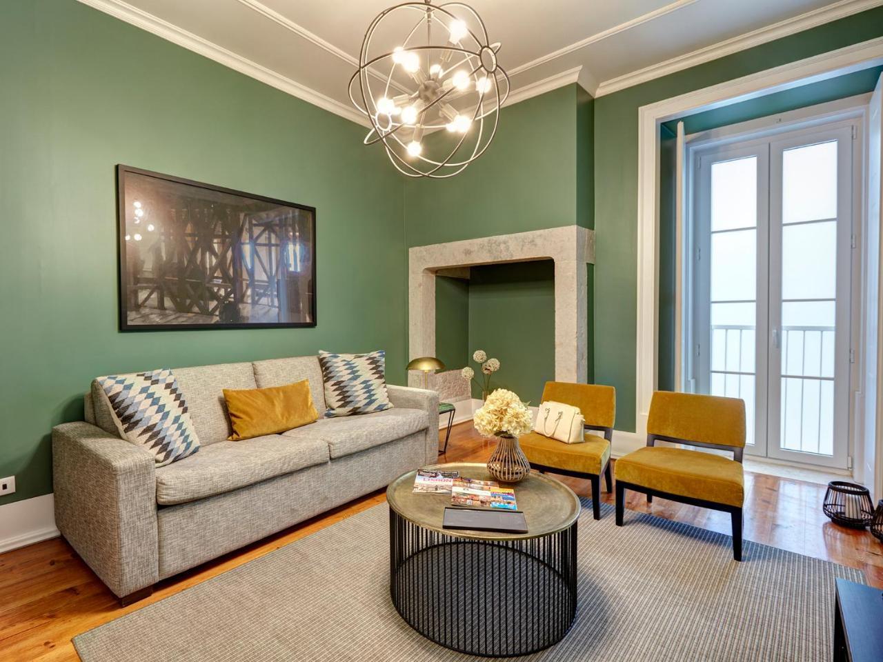Superior Two-Bedroom Apartment,743940709:JPEG